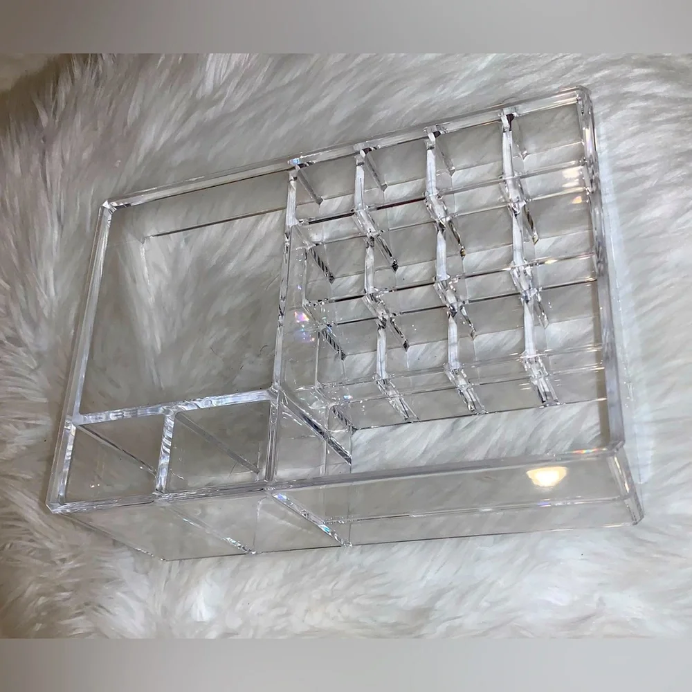CLEAR Acrylic makeup organizer